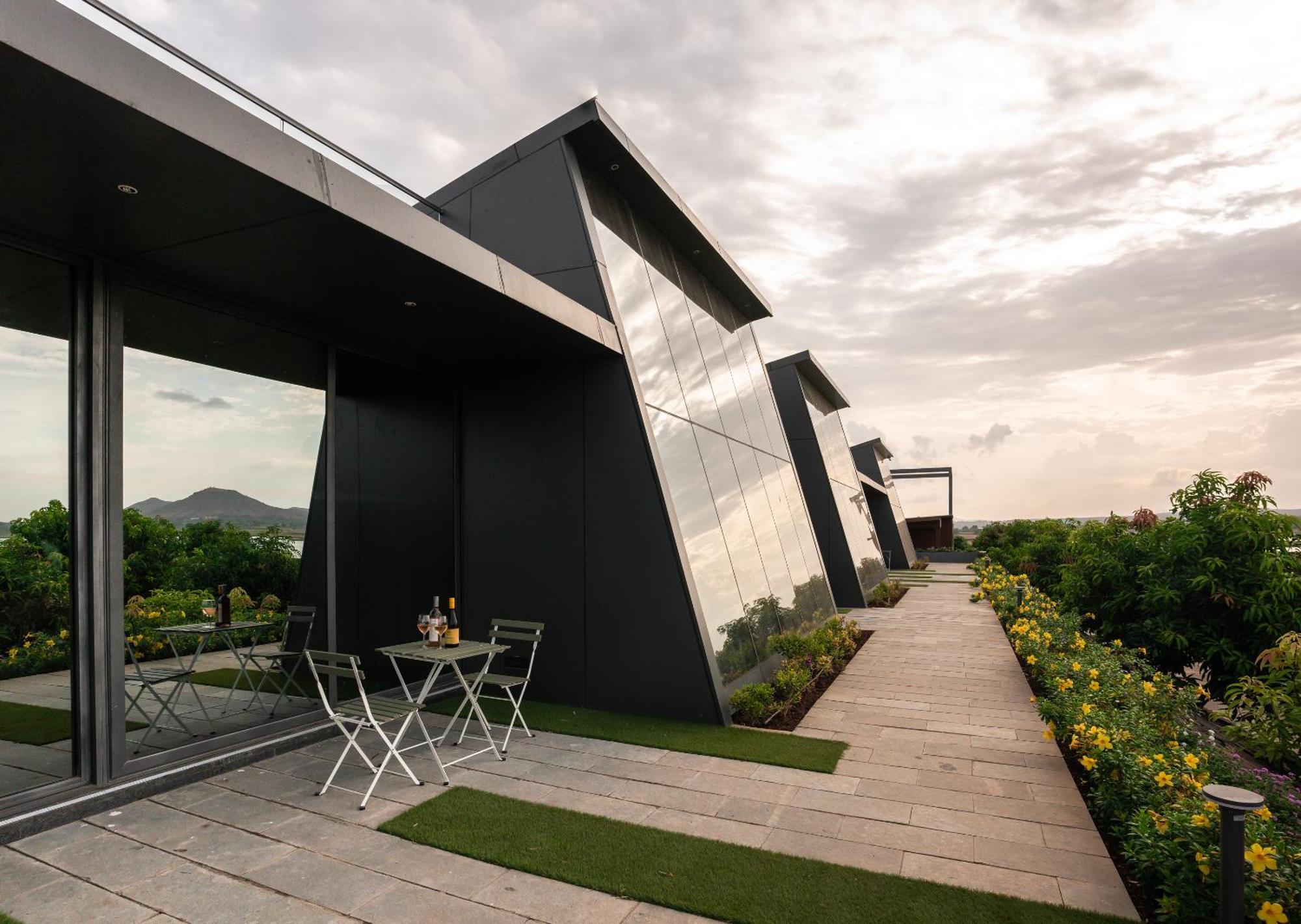 Beyond By Sula Nashik Exterior foto